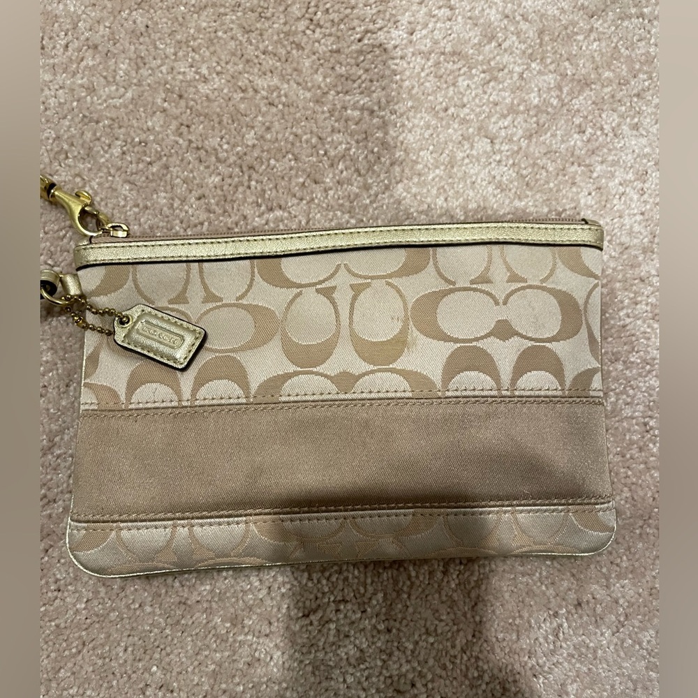 COACH Oversized Gold Wristlet - Picture 2 of 6